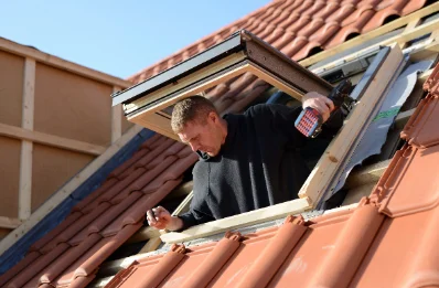 Pose de fenêtres de toit Velux à Hoymille